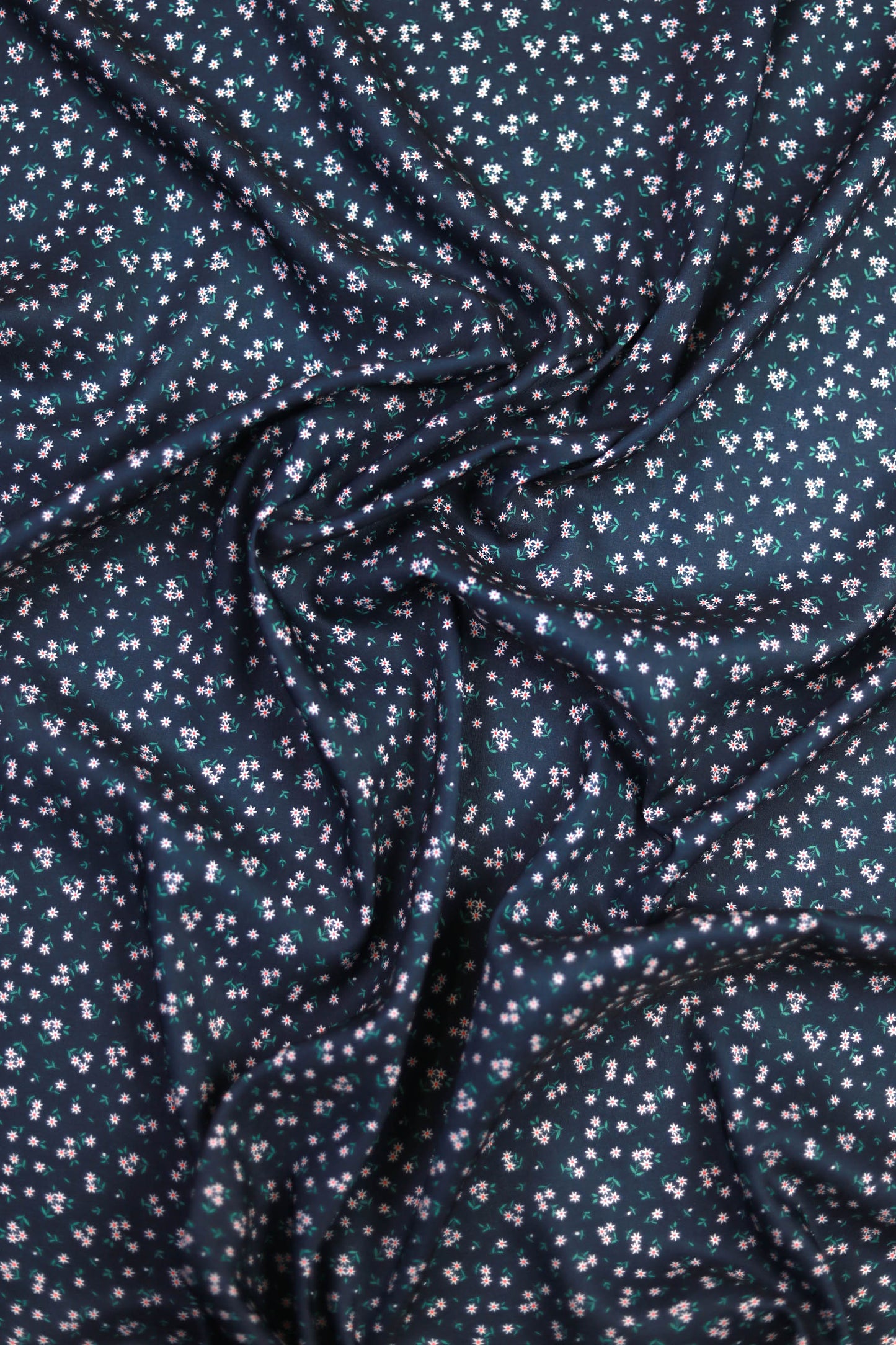 Dusky Daisies Muslin Printed Fabric