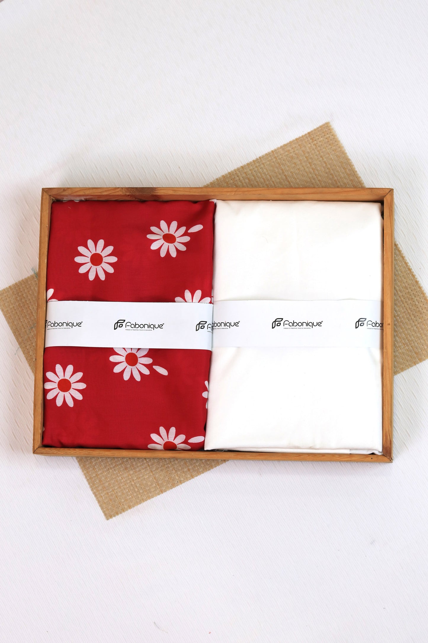 Scarlet Daisy Unstitched Fabric Combo
