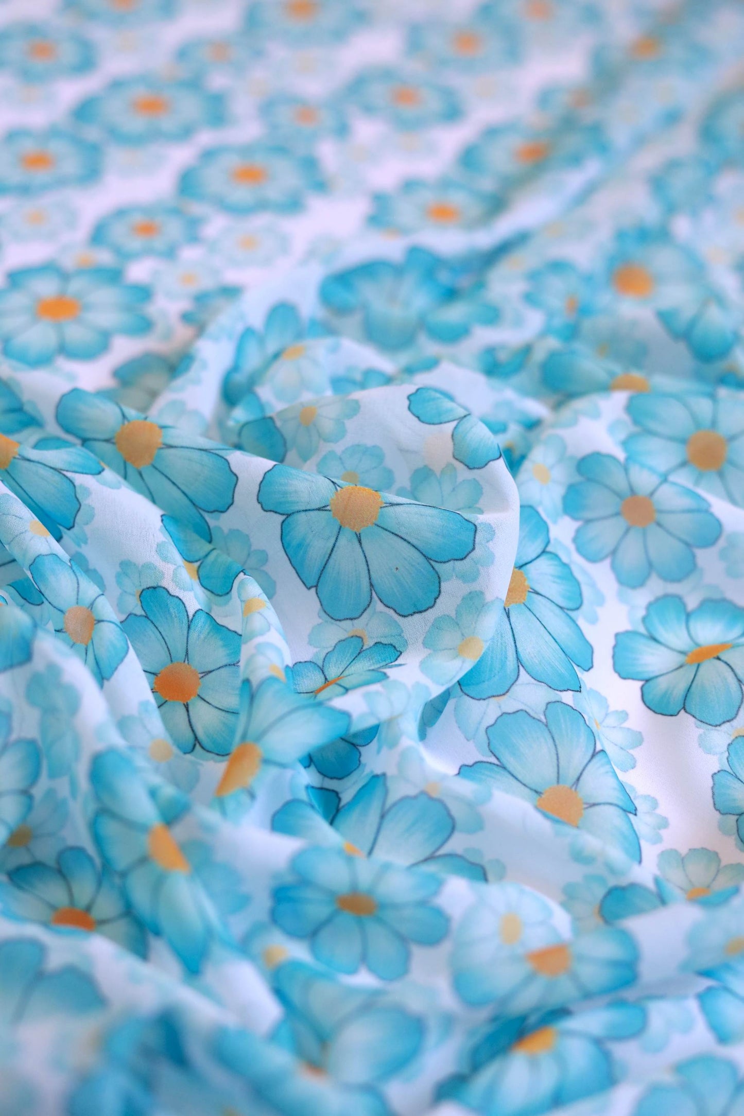Daisy Mist Weightless Fabric