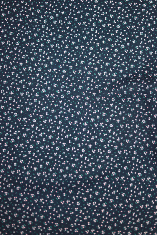 Dusky Daisies Muslin Printed Fabric