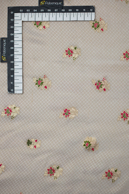 Pink Petal Charm (Tishu Mina Buty)