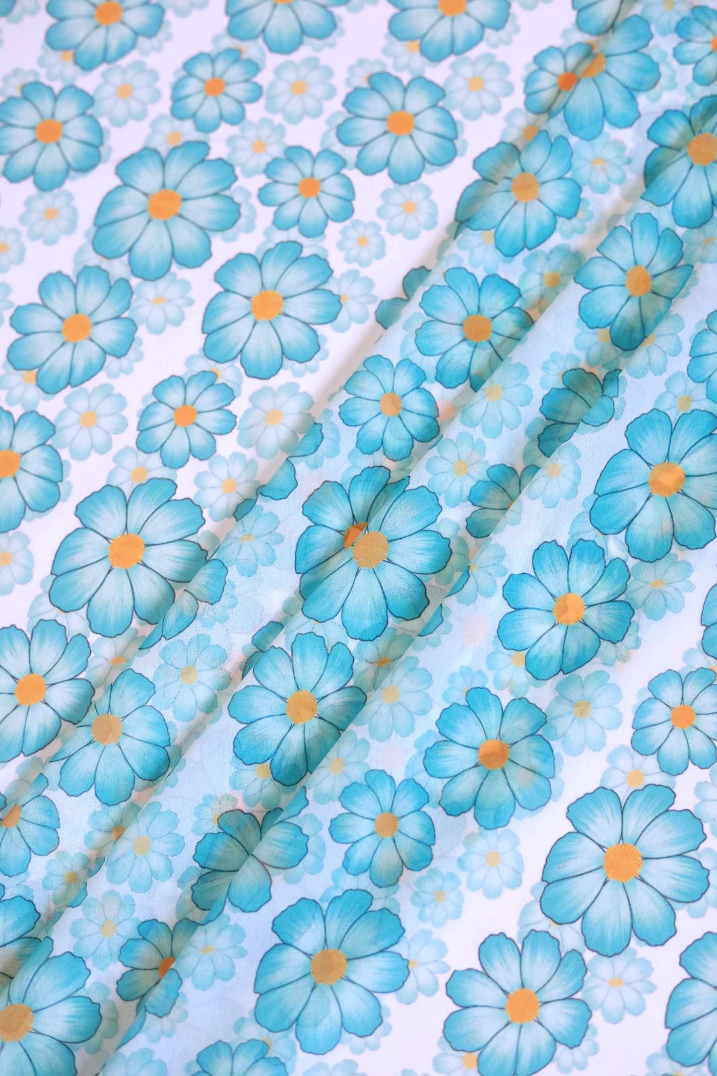 Daisy Mist Weightless Fabric