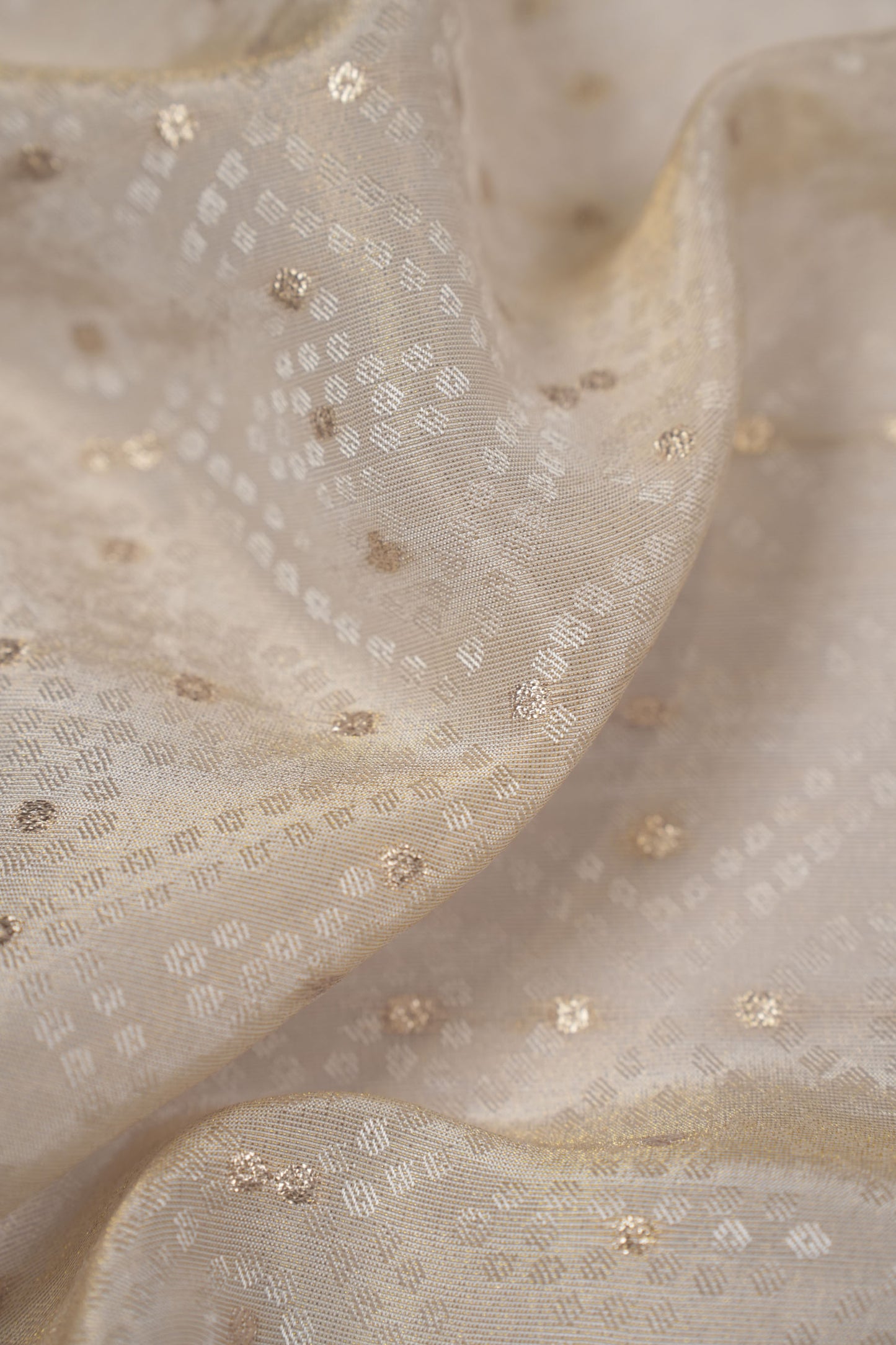 Champagne Florenza Pastel Bloom Jacquard