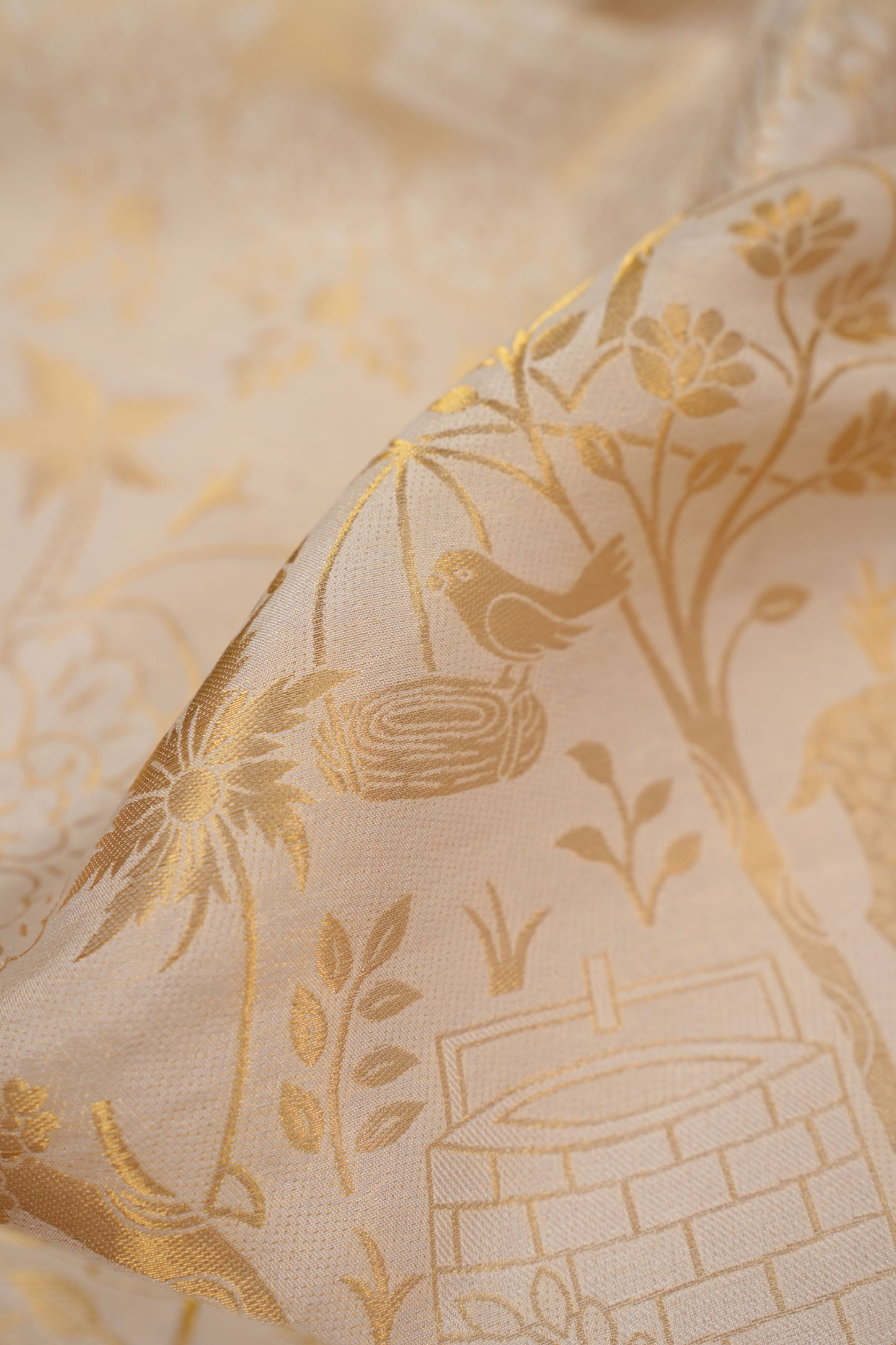 Desert Garden Abstract Tissue Jacquard
