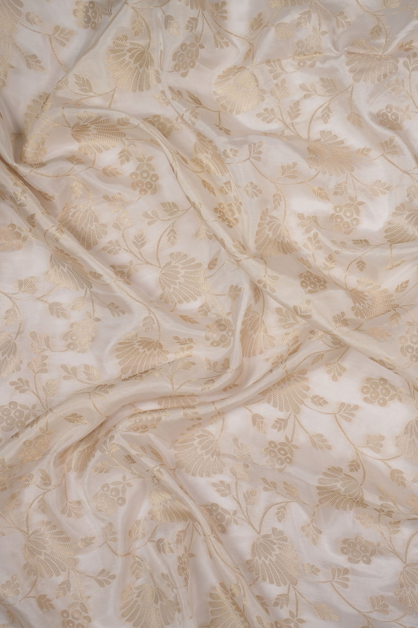Opulent Blossom Cluster Tissue Jacquard