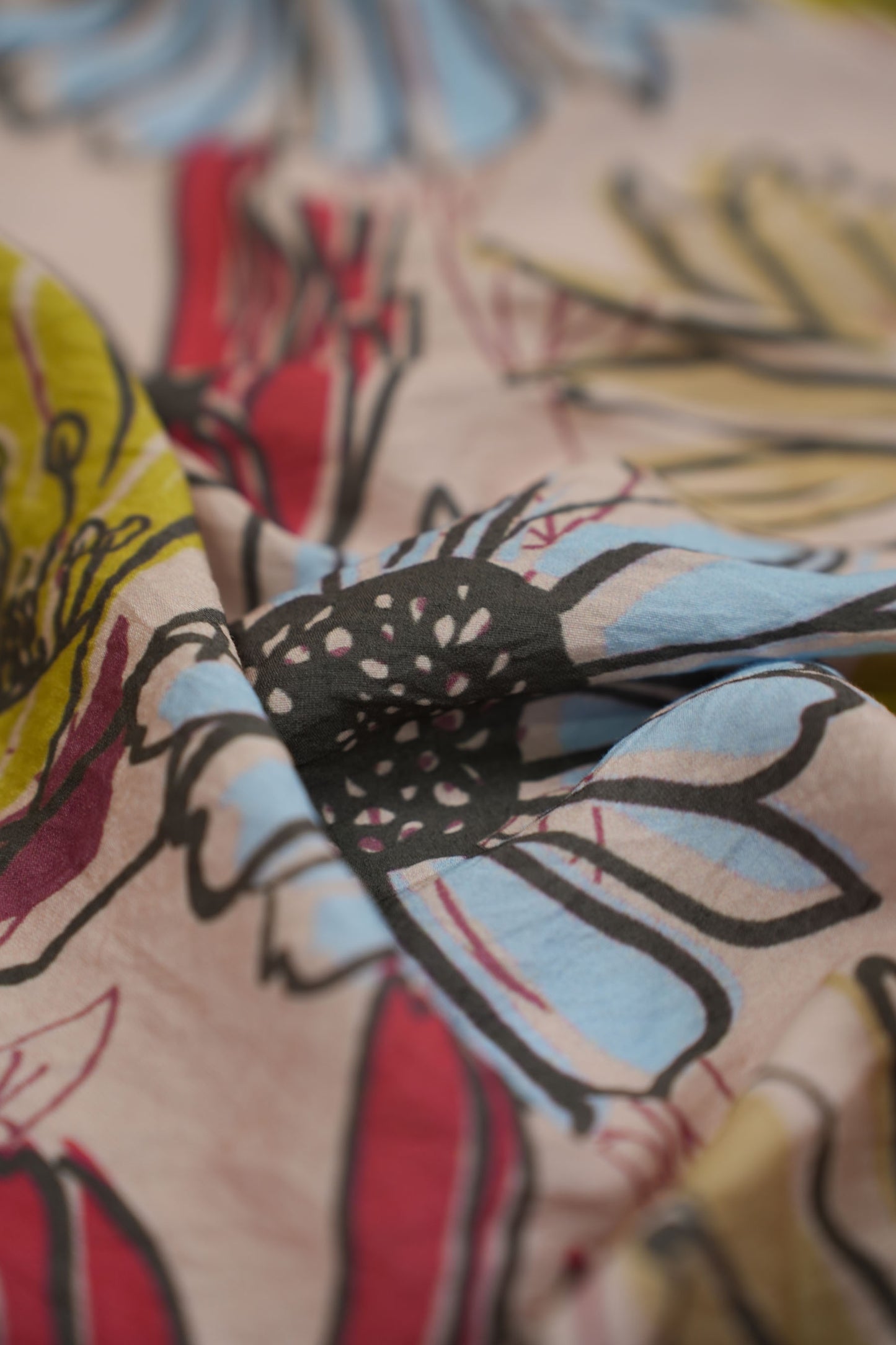 Retro Floral Viscose Nylon Printed Fabric