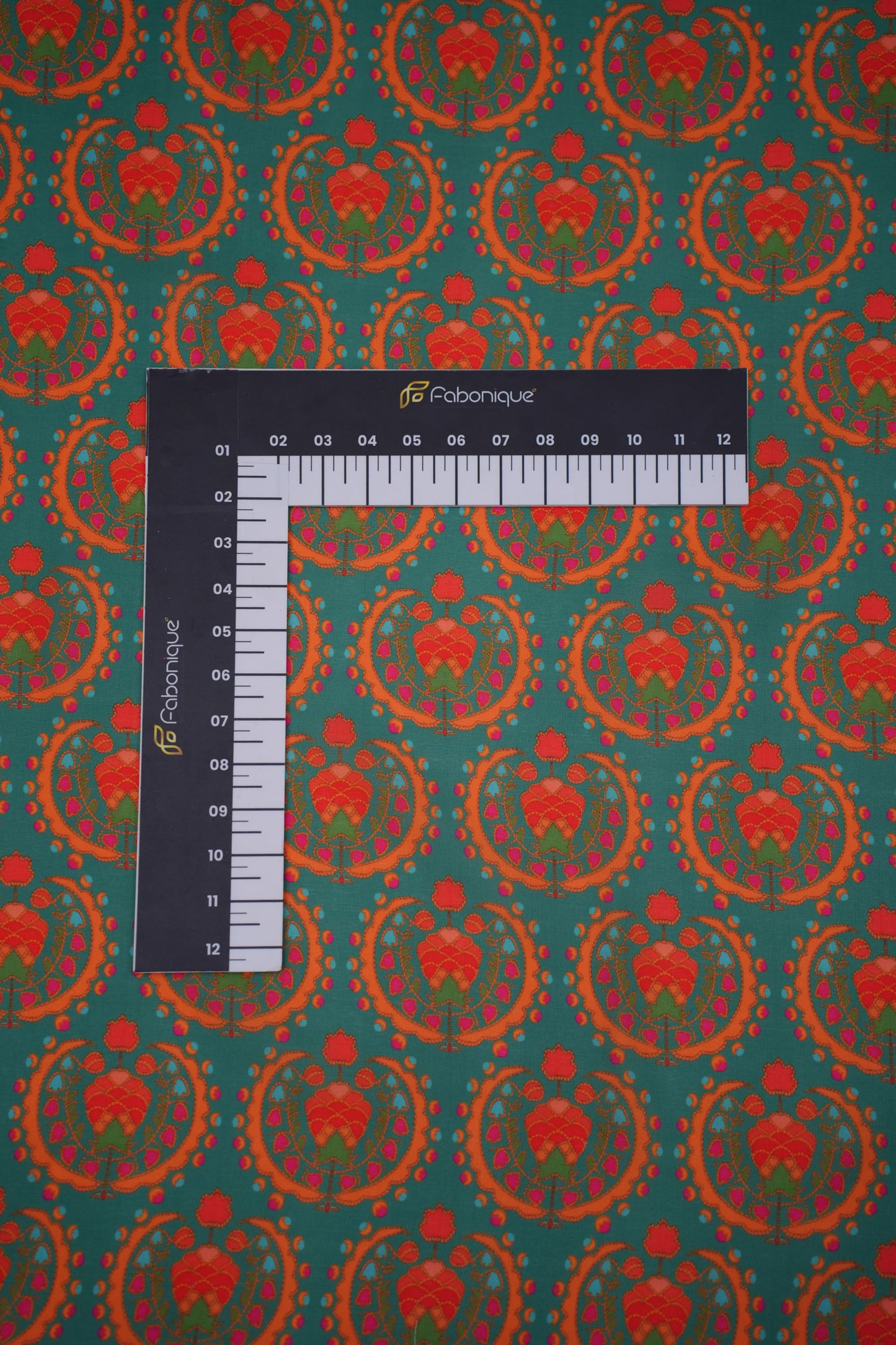 Regal Motif Green Linen Printed Fabric