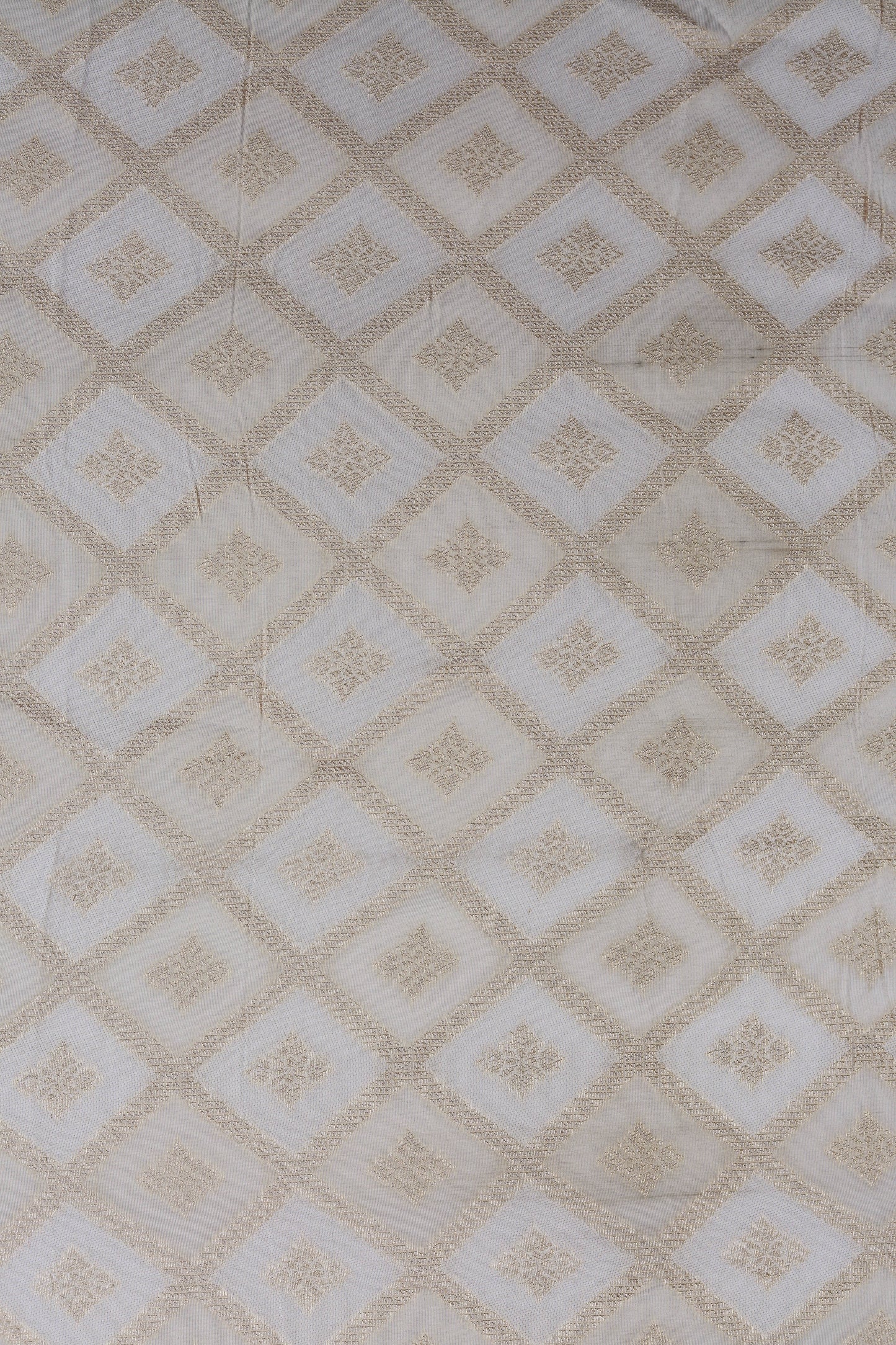 Gold Diamond Pattern Tissue Weave Fabric