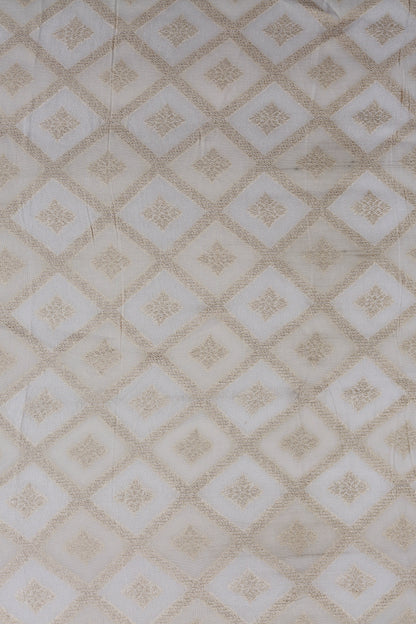 Gold Diamond Pattern Tissue Weave Fabric