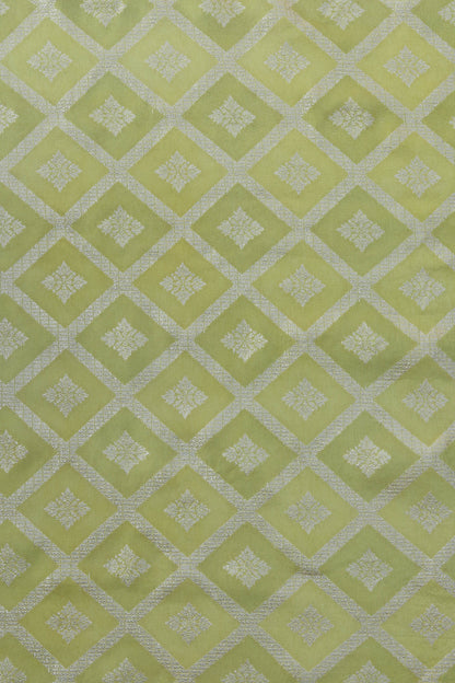 Gold Diamond Pattern Tissue Weave Fabric